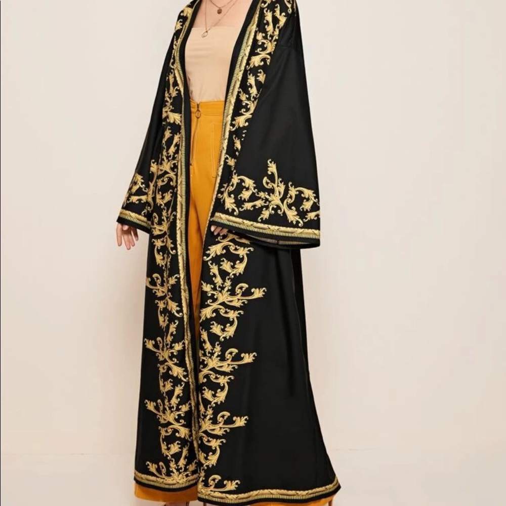 Beautiful Abaya. Brand new conditin.